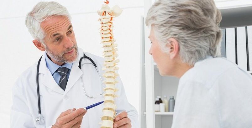 Address to a specialist with signs of osteochondrosis